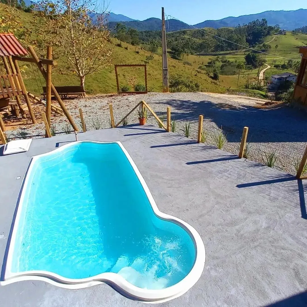 Recanto Paraiso Da Colina Санту-Амару-да-Императрис Шале